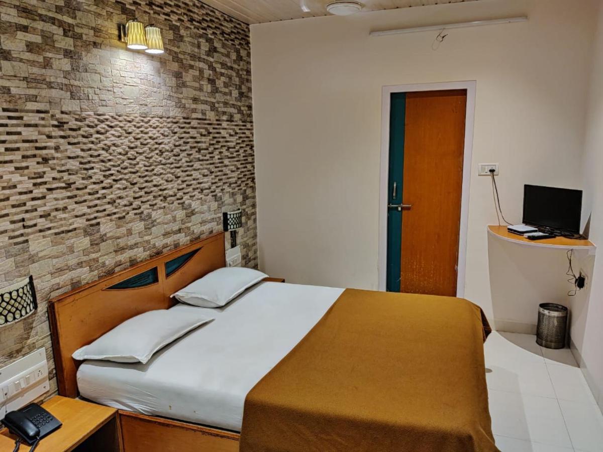 Rajdhani Resort Lonavala Exteriör bild
