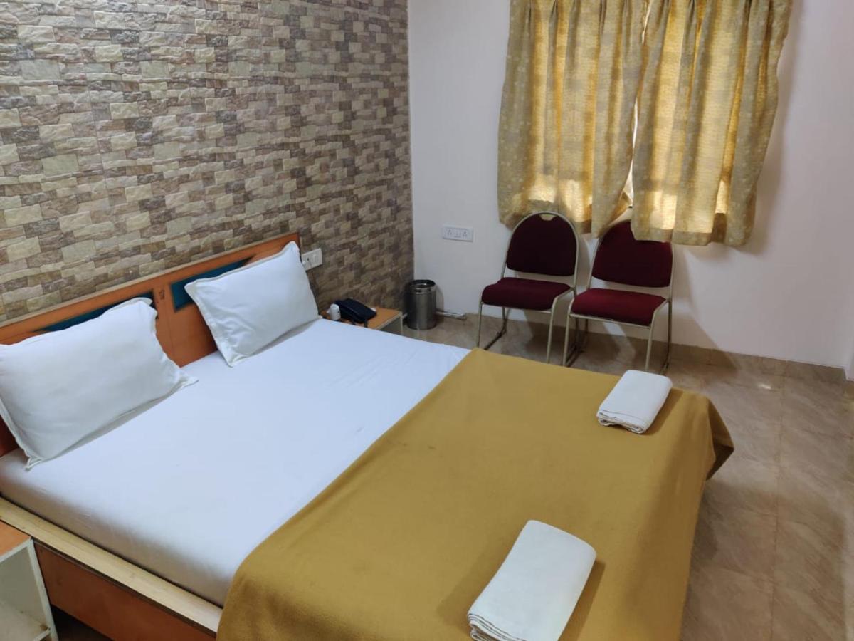 Rajdhani Resort Lonavala Exteriör bild